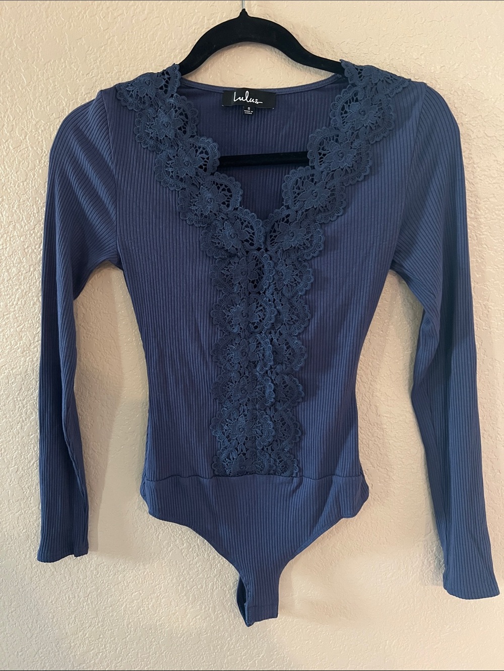 Lulus Navy Ribbed Floral Lace-Trim Long Sleeve Bodysuit